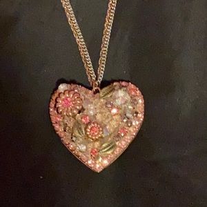 Betsey Johnson heart necklace